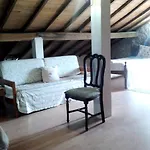 Charming House In With Mountain View Ferienhaus