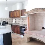 Charming House In With Mountain View Ferienhaus Alcobaça