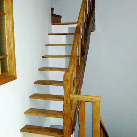 Charming House In With Mountain View *