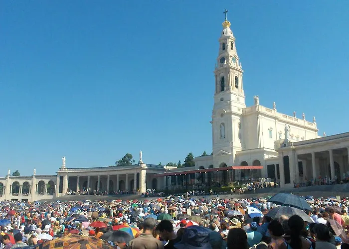 Charming House In With Mountain View